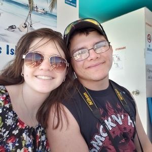 Meet your Posher, Whitney